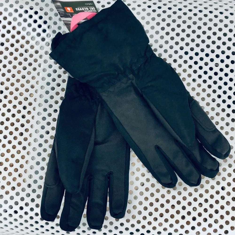 ❄️$11❄️NEW OZARK TRAIL Technical Ski Gloves Black Pink Small Medium Girl’s